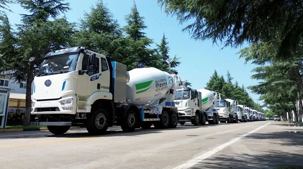 混凝土攪拌運輸車(chē)