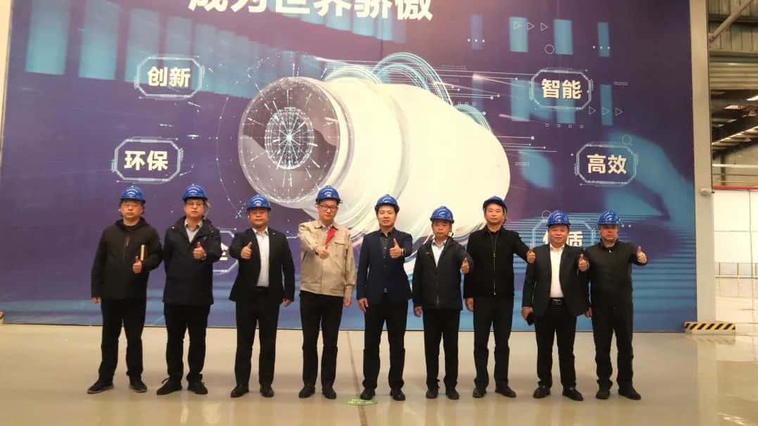 陜重汽與中集車(chē)輛攪拌車(chē)業(yè)務(wù)集團深度交流，共繪合作新藍圖
