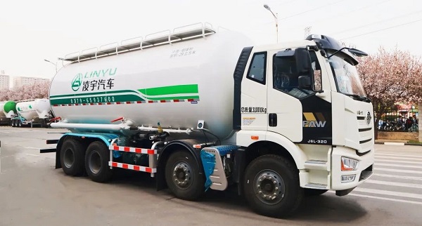 凌宇干混砂漿車(chē)的特點(diǎn)都有什么？