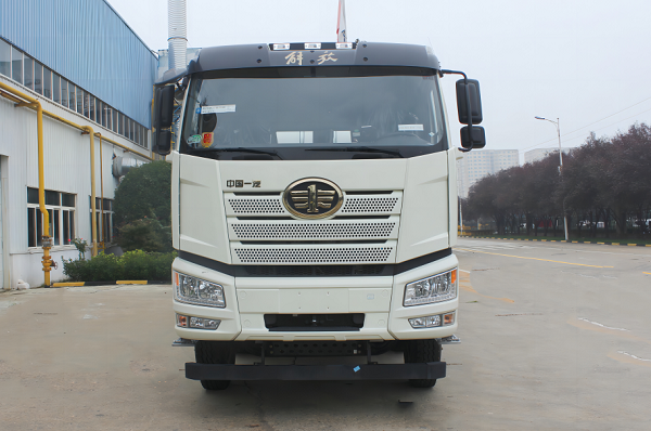 混動(dòng)攪拌車(chē)強勁優(yōu)勢詳解！攪拌車(chē)主新選擇！