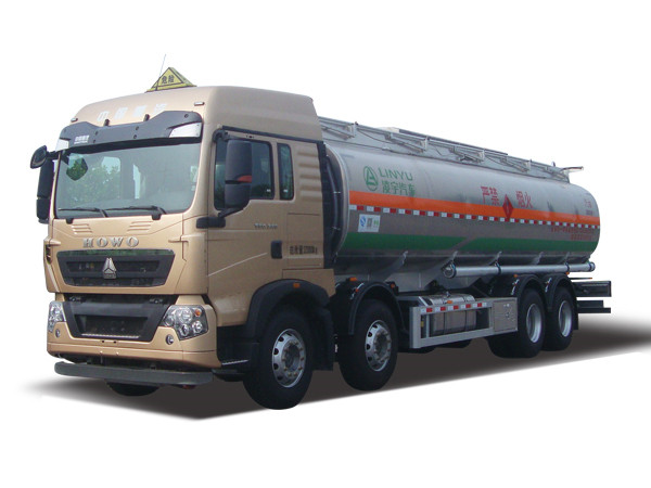 “凌宇”食用油鋁合金運輸半掛車(chē)批量進(jìn)入市場(chǎng)